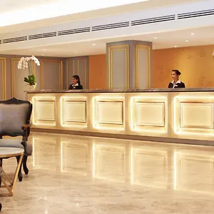 4* فندق كوزمو