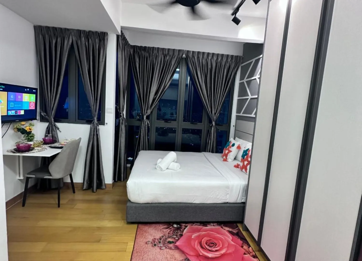 The Luxe Infinitum At Kl City Kuala Lumpur