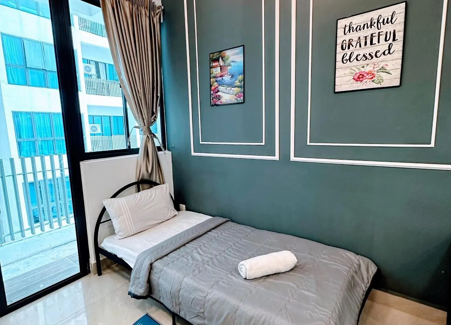 Hotel The Luxe Infinitum At Kl City Kuala Lumpur