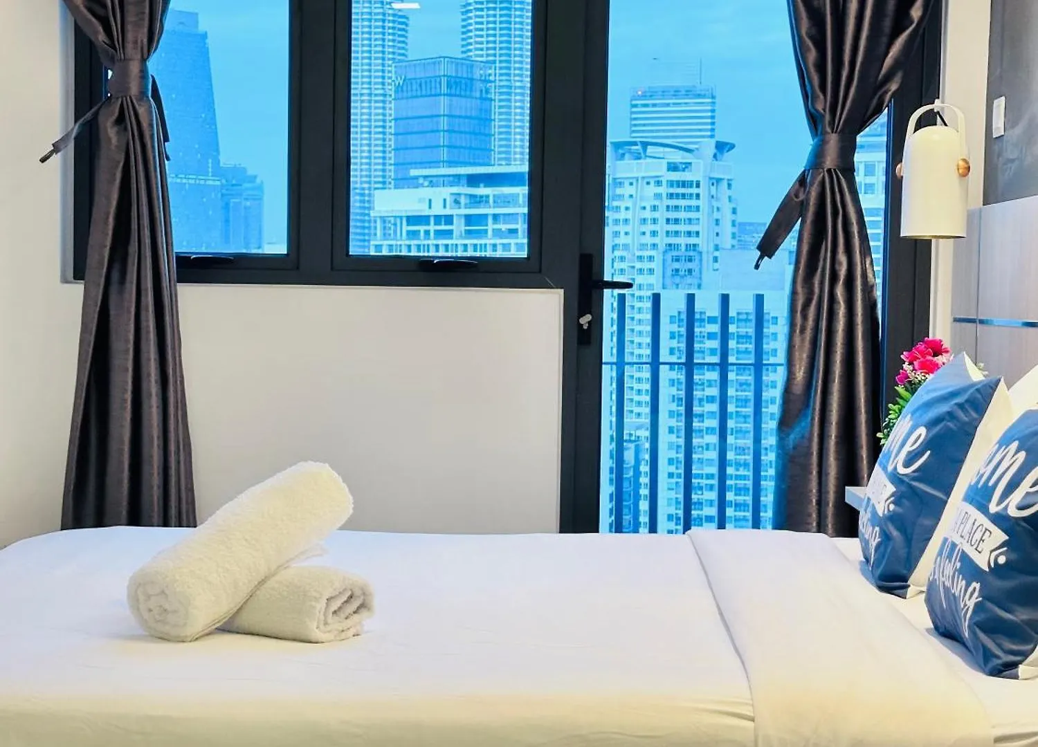 **** Hotel The Luxe Infinitum At Kl City Kuala Lumpur Malaysia